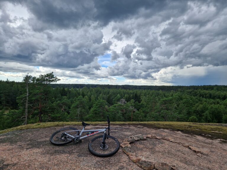 Kirkkonummi, Finland - Mountain bike